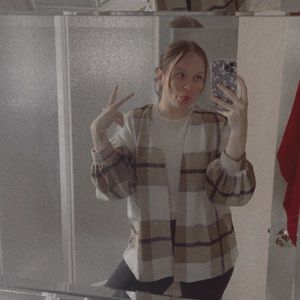 Meet your Posher, Jada